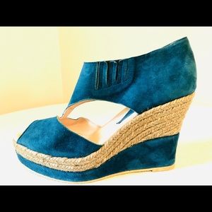 Gorgeous Sapphire Blue Suede Sandals 7.5